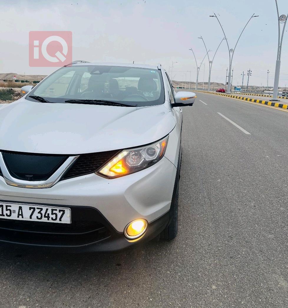 نيسان روج سبورت